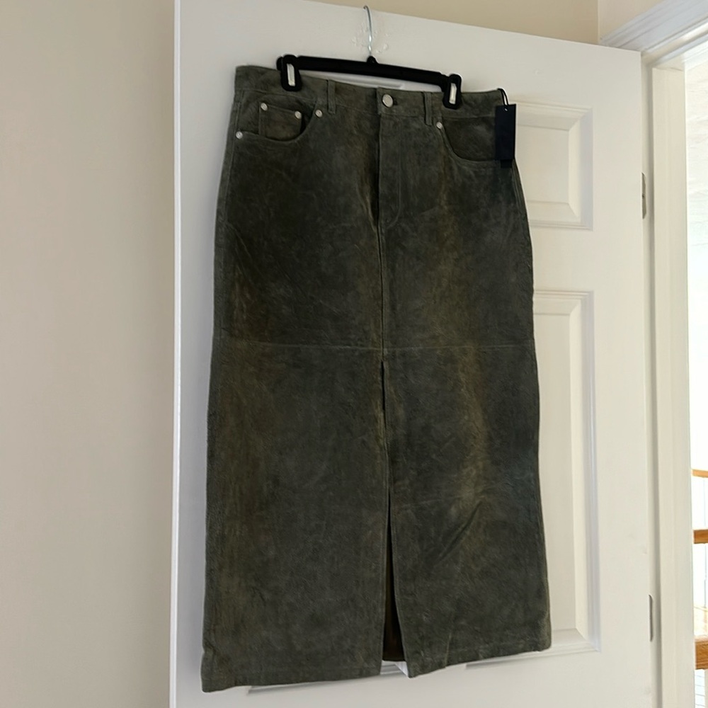 BLANK NYC 100% Genuine Leather/Suede MIDI Skirt w Front Slit Sage Green (24) NWT - Picture 1 of 12
